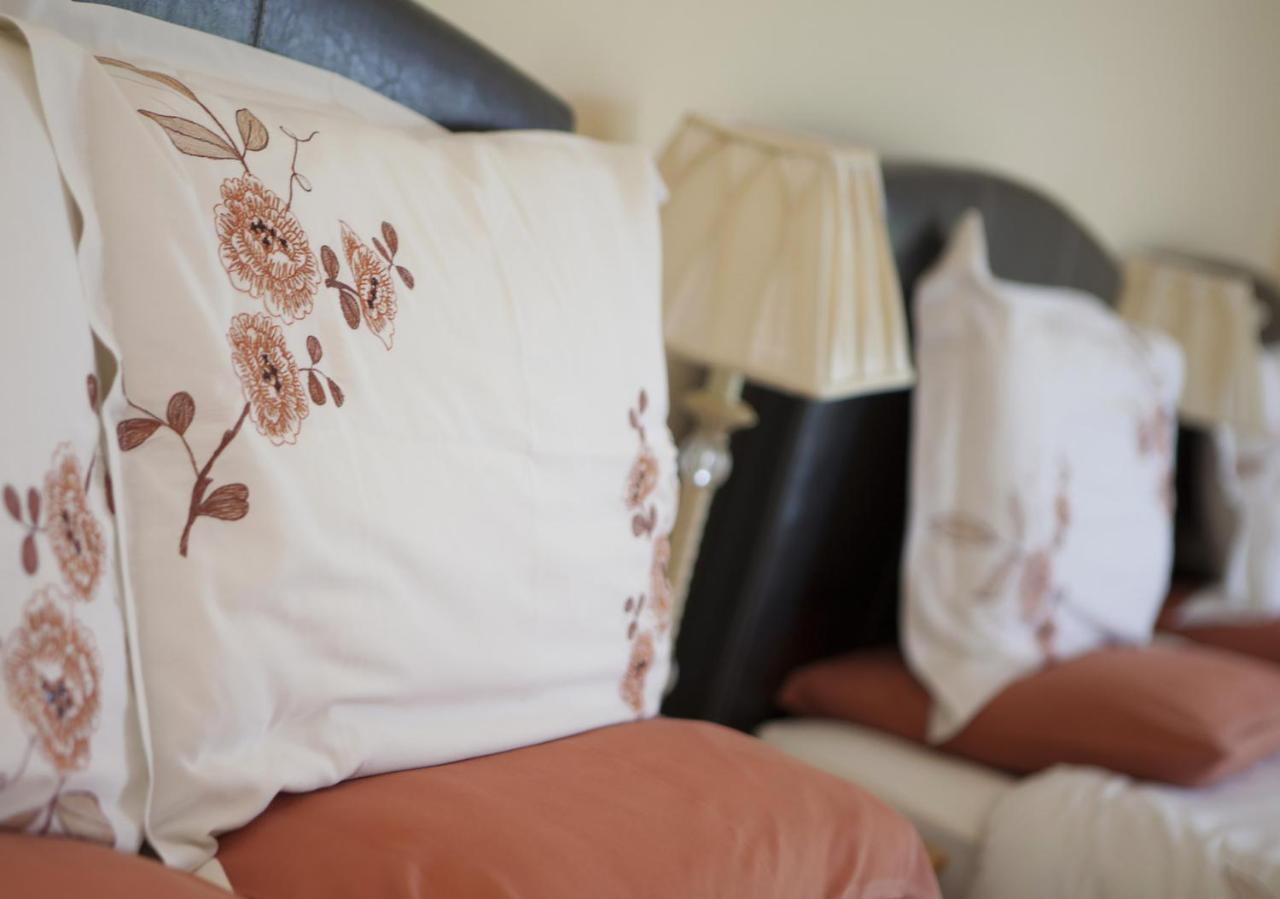 Wicklow Way Lodge Экстерьер фото