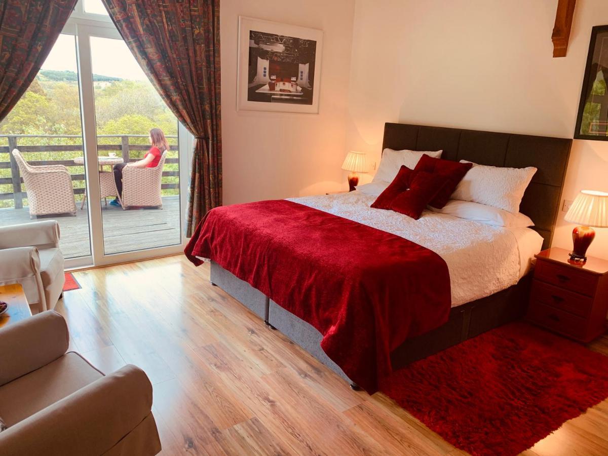 Wicklow Way Lodge Экстерьер фото